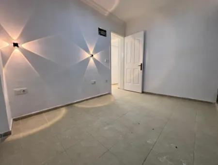 Ürkmez De Ayrı Mutfak Bahçeli Masrafsız 2+1 Satılık Daire