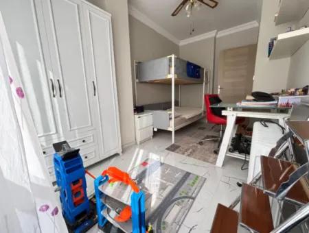 Doğanbey Merkez De Plaja 500 M Ferah Yapılı 3+1 Satılık Villa
