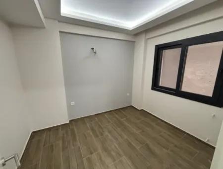 İzmir Seferihisar Camikebir’de 1+1 Güzel Konumda Daire