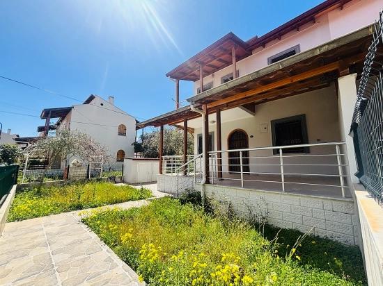 İzmir Seferihisar Payamlı Mahallesi’nde Denize 200m Geniş Bahçeli 3+1 Satılık Villa