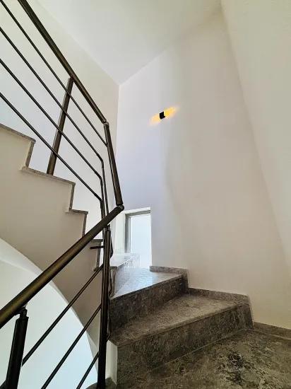 İzmir Seferihisar Mersinalanı Mahallesi’nde Havuzlu Sitede 10 Adet 3+1 Satılık Villa